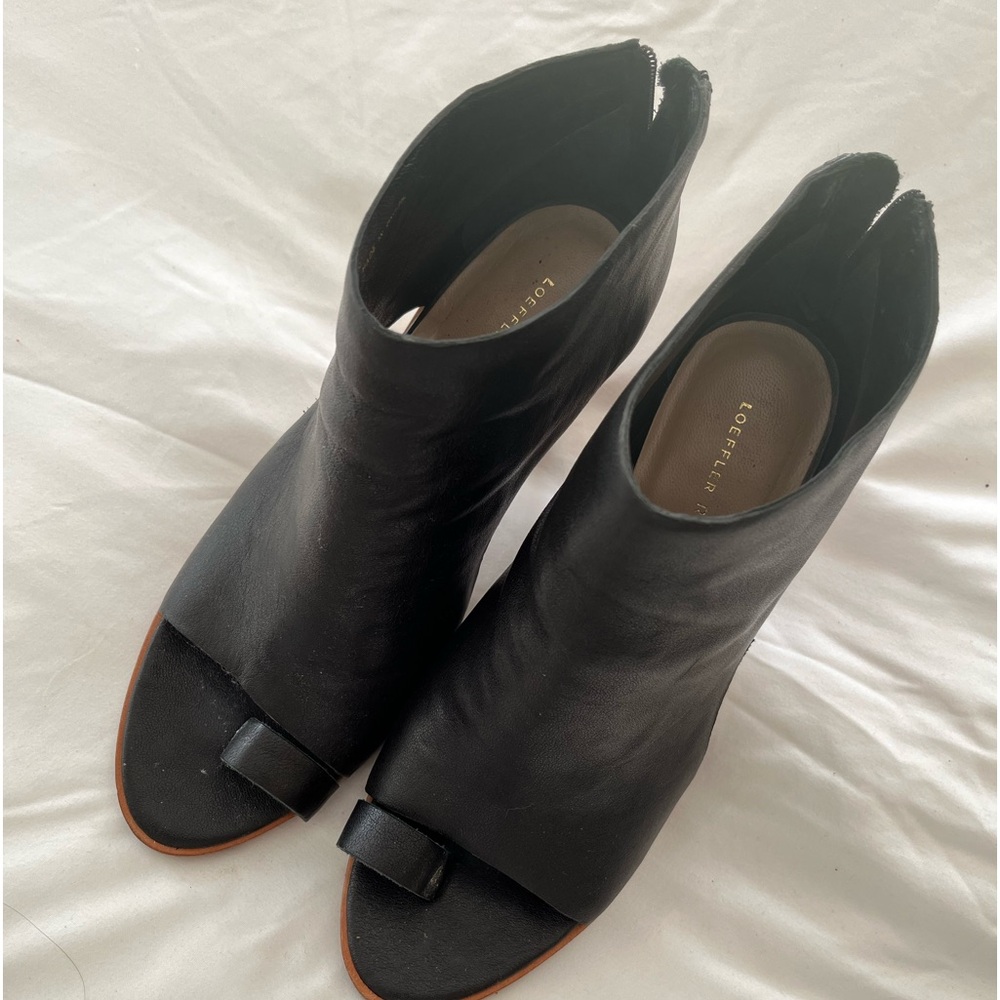 Loeffler Randall Gigi Toe Ring Heels